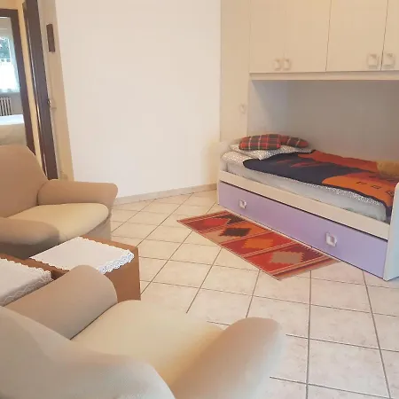 Trilocale In Centro Verbania Intra